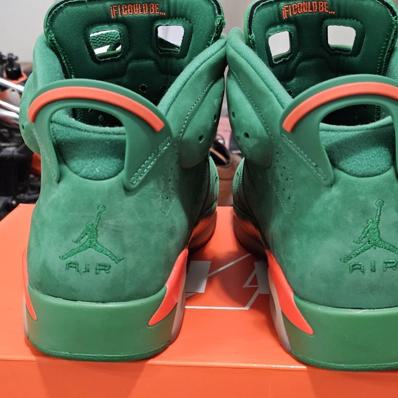 Jordan 11 Gatorade Green - Picture 13 of 15
